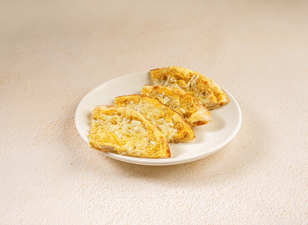 Chicken pastries with kashkaval cheese