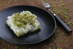 Image for 'مدلوقة بالقشطة' Item