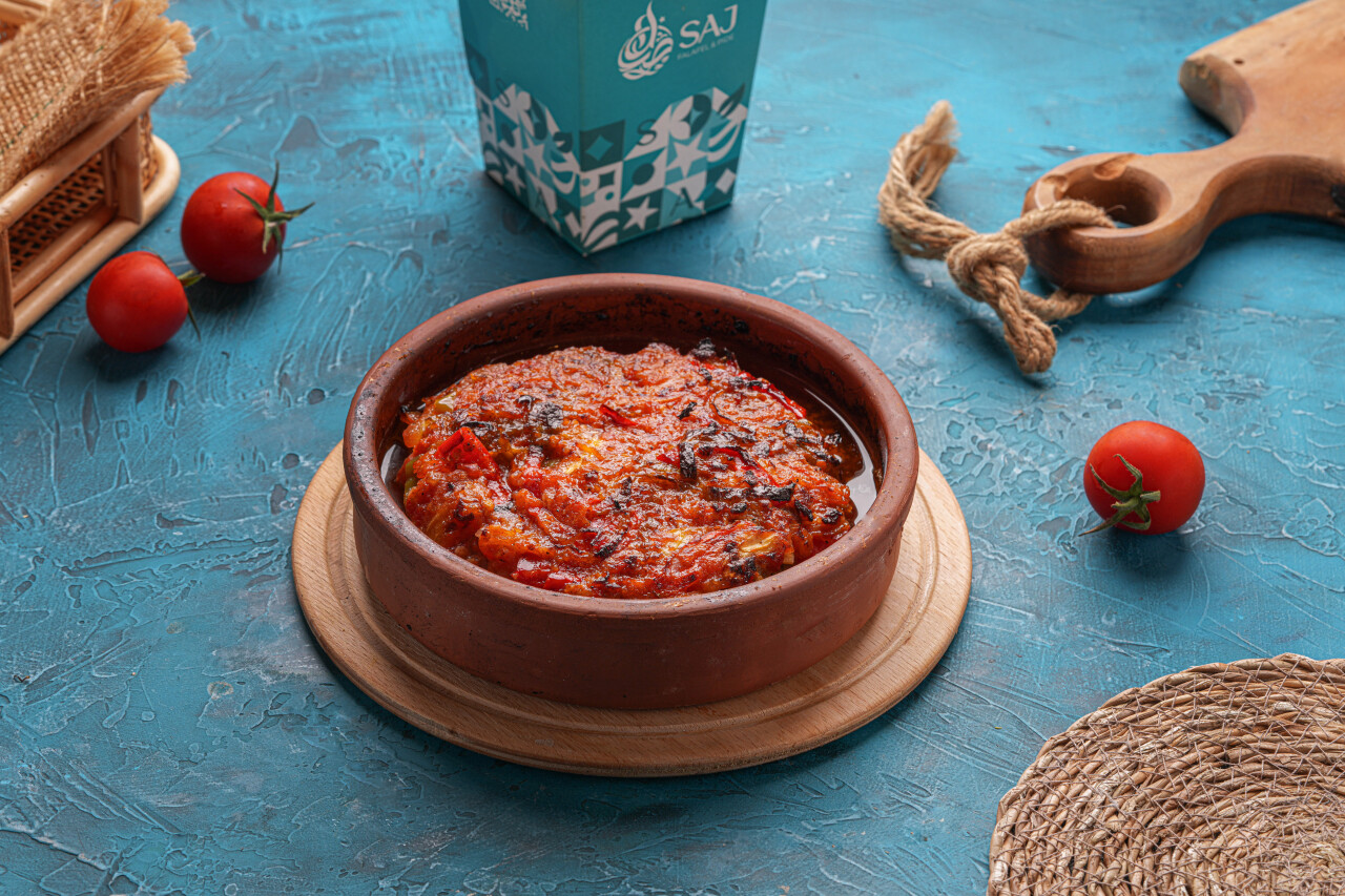 كباب مع بندورة (لحم خروف)