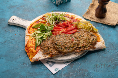 Image for 'سندويشة عجة مع محمرة' Item