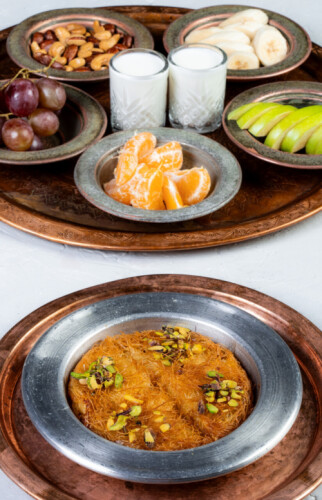 Image for 'كنافة بالقشطة مع صينية الفواكه' Item