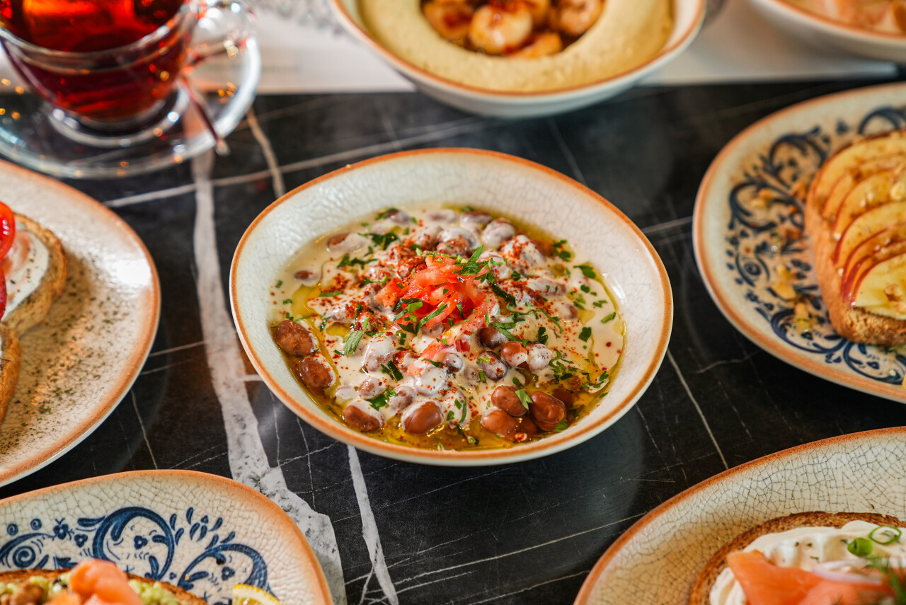 Fava beans with tahini