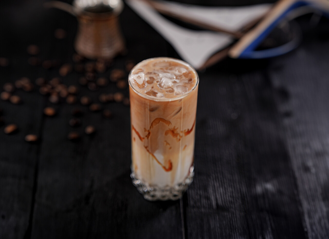 Ice caramel macchiato